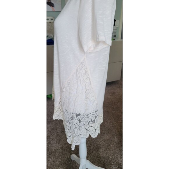 Taylor & Sage Pale Pink and Crochet Lace Short Sleeve Shirt Sz L - Picture 4 of 4